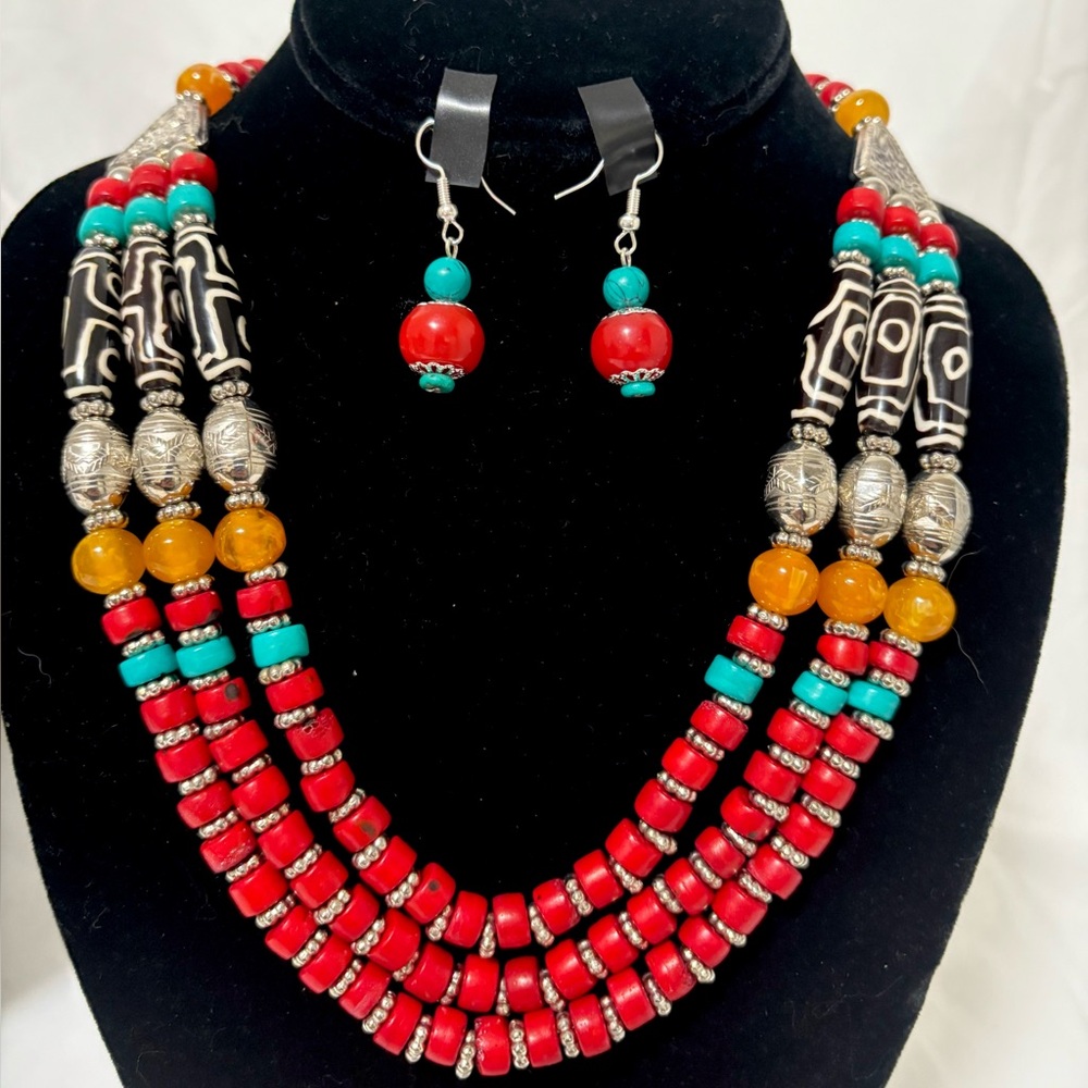 Multi Strands Himalayan jewelry Necklace set